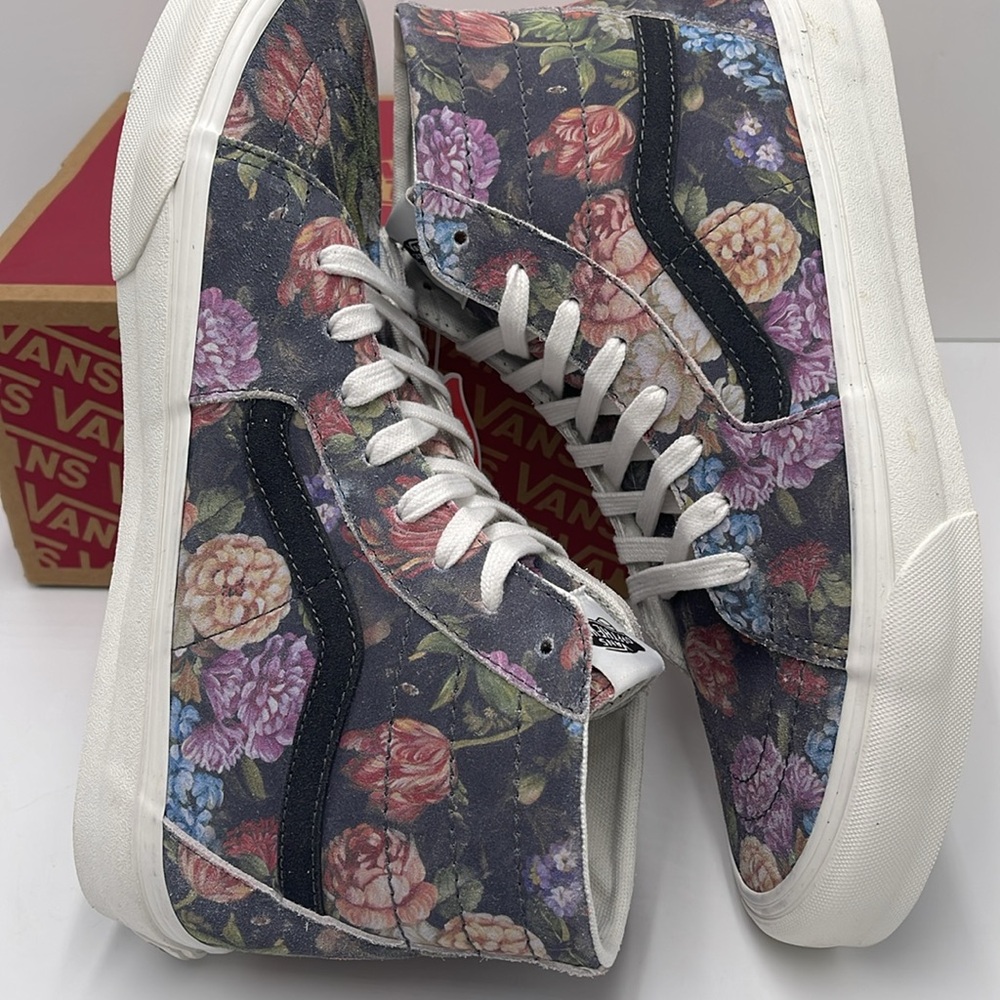 Vans Men’s Moody Floral Sk8-Hi Tapered Sneakers Grey/White
VN0A7Q621XM - Picture 11 of 16